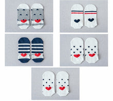 Load image into Gallery viewer, Back heart stripe dot Invisible Short Woman summer comfortable cotton girl women boat socks ankle low female 1pair=2pcs ws191