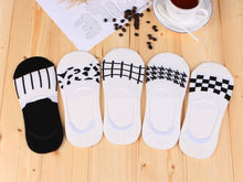 Load image into Gallery viewer, Back heart stripe dot Invisible Short Woman summer comfortable cotton girl women boat socks ankle low female 1pair=2pcs ws191